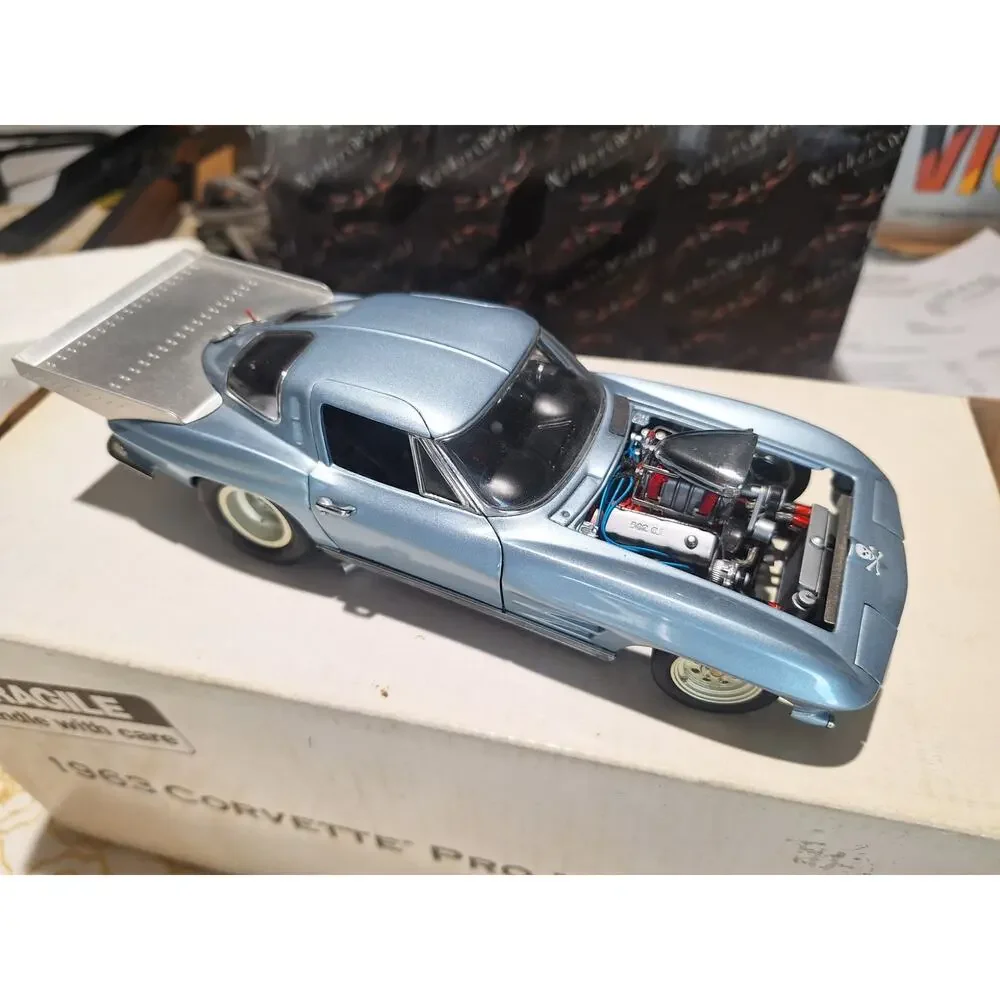 Danbury Mint 1963 Corvette Pro Mod 1:24 Diecast Drag Car w/Box - Excellent
